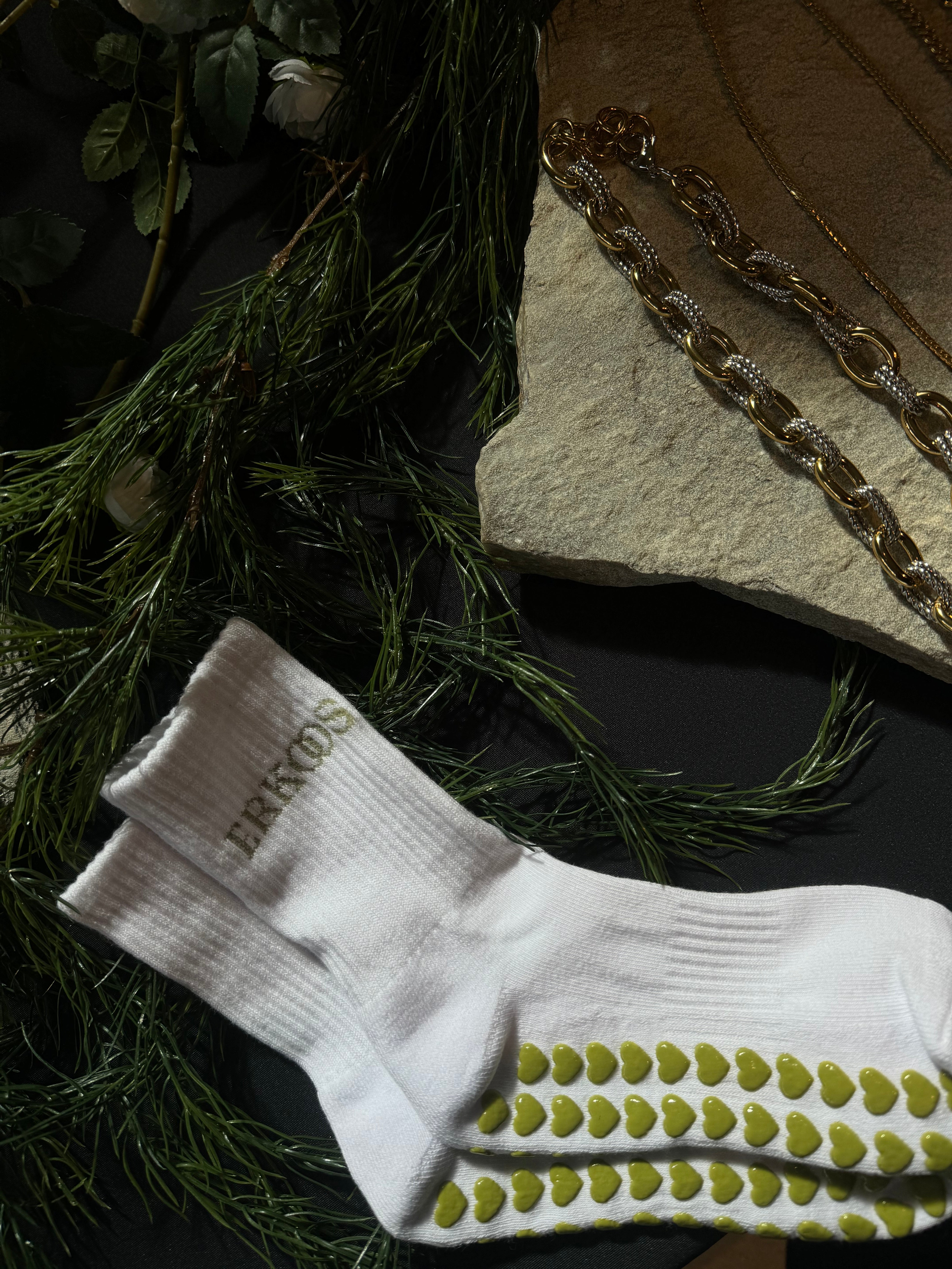 Erkoos Grip Socks